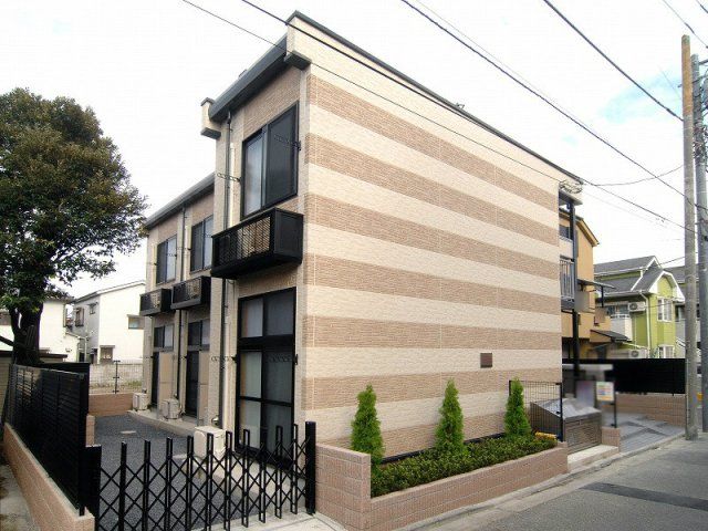 レオパレス冬月花Ⅱの外観画像