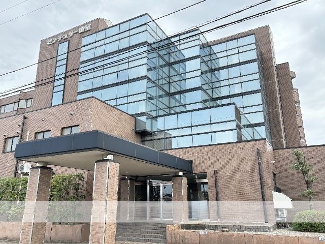 センチュリー山室の外観画像