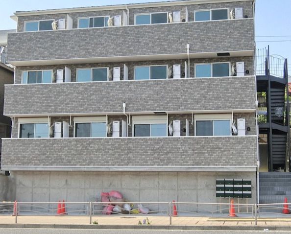 ハーミットクラブハウス神奈川新町の外観画像