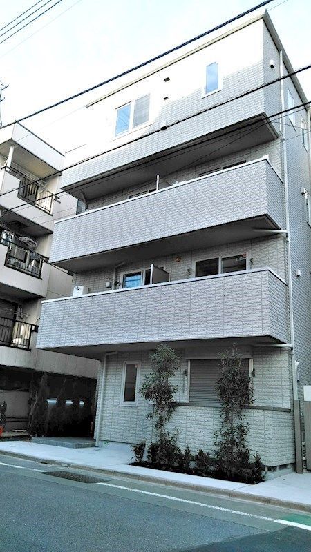 グレース マルニⅢの外観画像