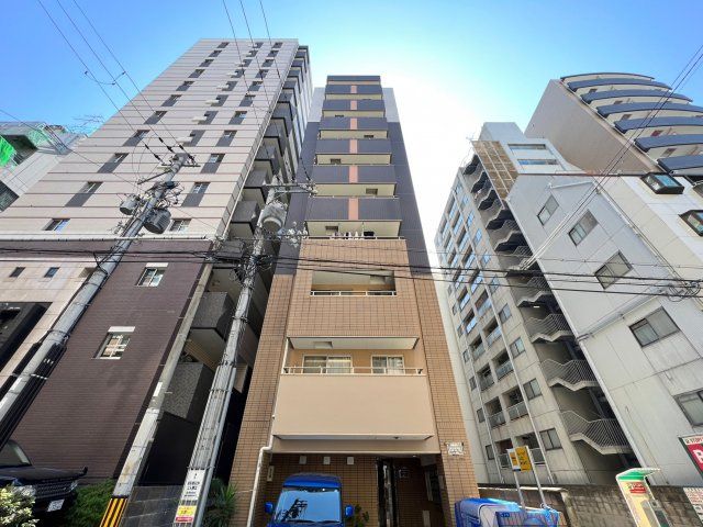 HugE1(ヒュージ1)の外観画像