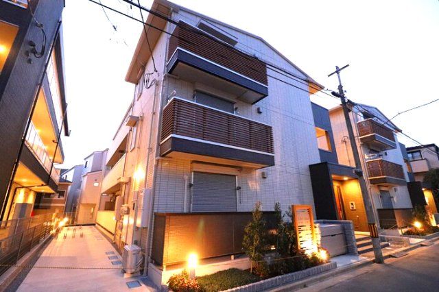 エーデル カーサの外観画像