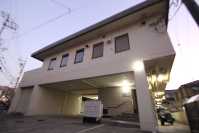 EST中筋の外観画像