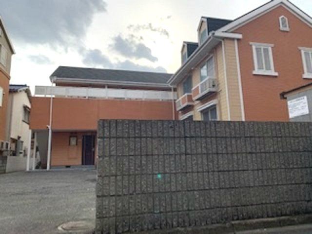 レオパレス江坂の外観画像