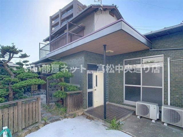 中府町岩井借家の外観画像