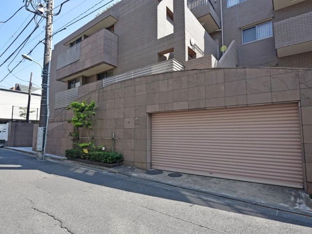 ロワヴェール表参道の外観画像
