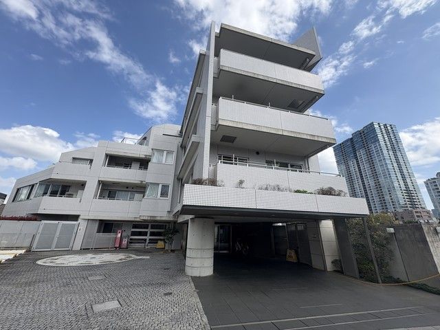 コスモリード南麻布の外観画像