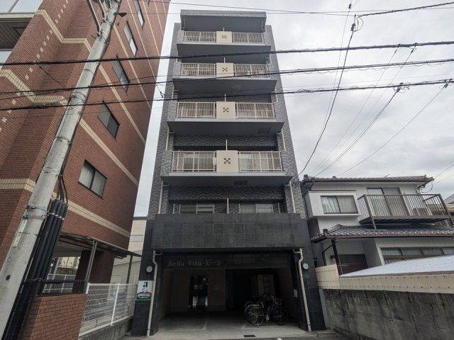 ヴェラヴィータ上一万の外観画像