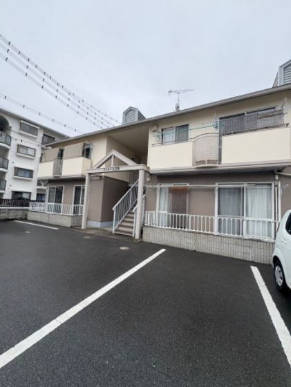 ファミーユ三宅の外観画像