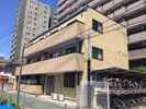 コティ・クーメリアの外観画像