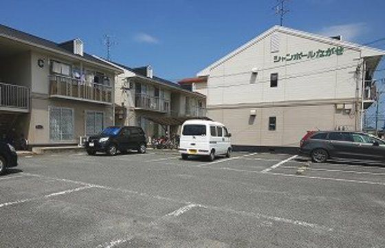 シャンポールながせB棟の外観画像
