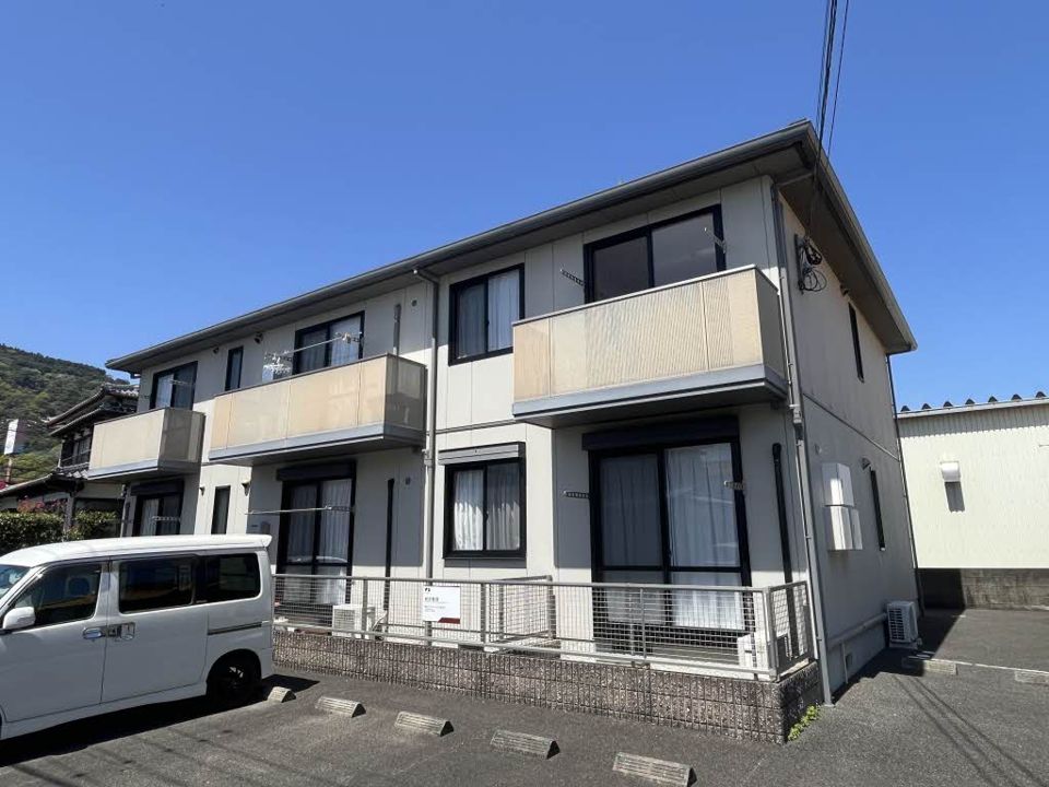 シャーメゾン平原の外観画像