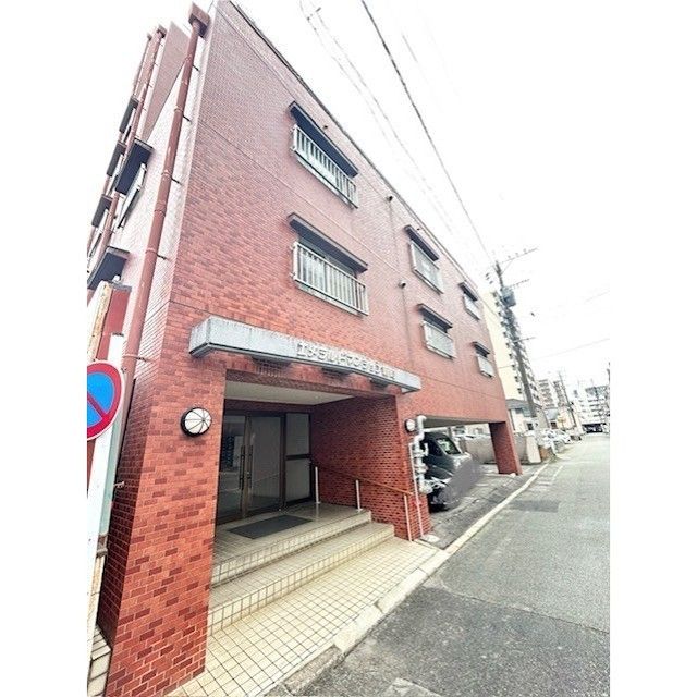 エメラルドマンション新町 602号の外観画像