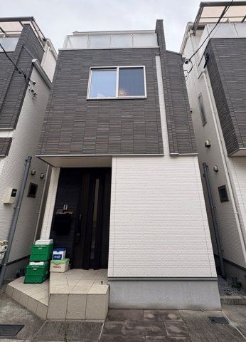 市谷薬王寺町戸建の外観画像