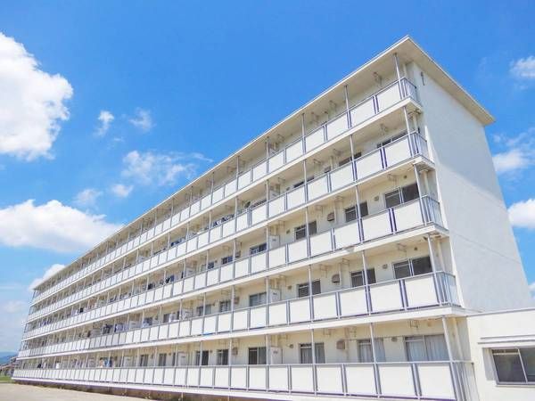 ビレッジハウス上原1号棟の外観画像