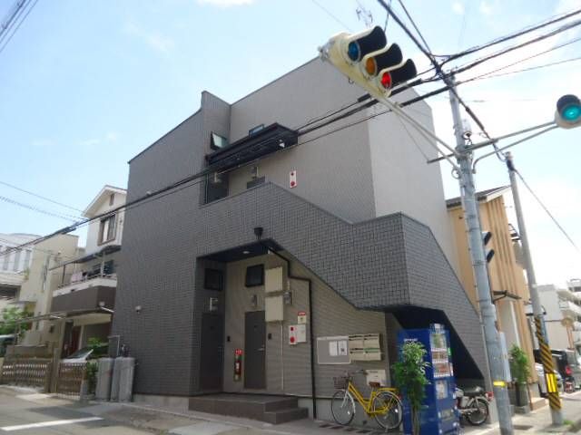 CUBEの外観画像