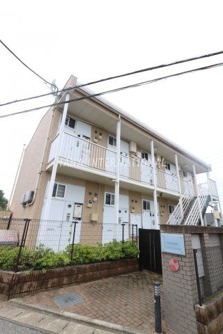 レオパレスモモナの外観画像