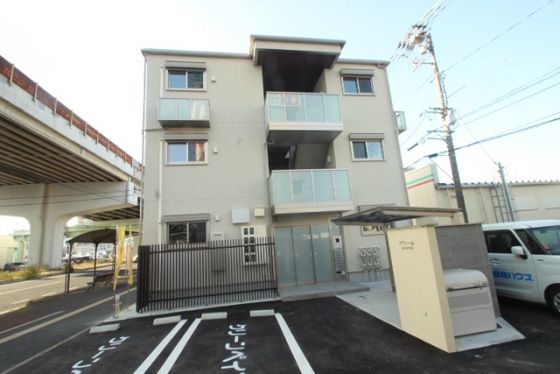 アヴニール五日市中央の外観画像