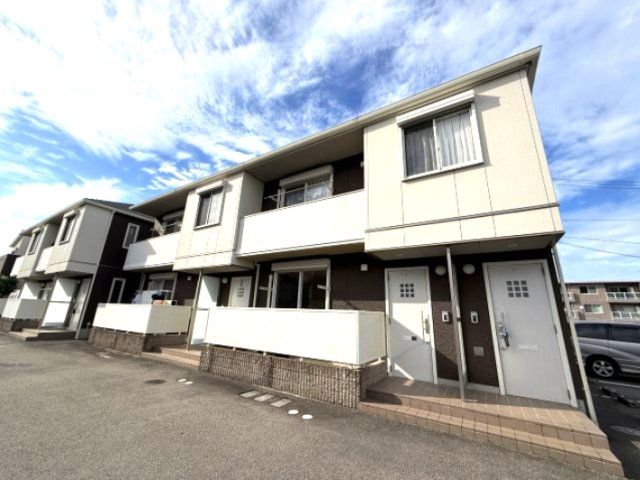 シャーメゾンサンモール A棟の外観画像