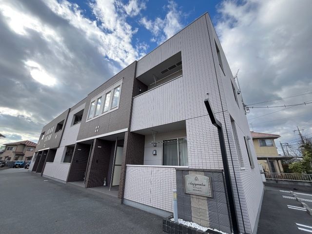 アンジュークの外観画像