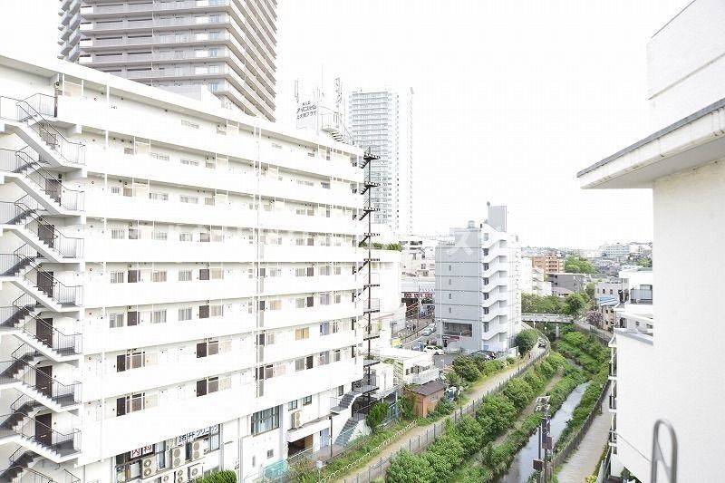 シャルマンコーポ上大岡の外観画像