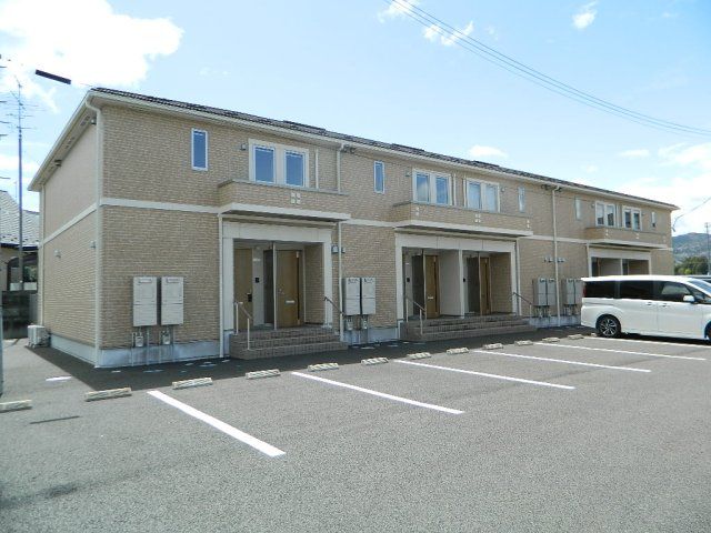 シャイン ヴィレッジ 大木戸 Bの外観画像