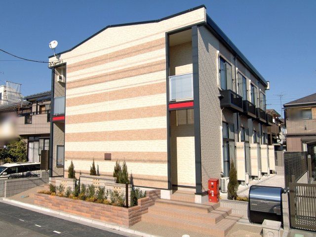 レオパレス参愛の外観画像