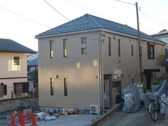 ラシーネはけの森の外観画像