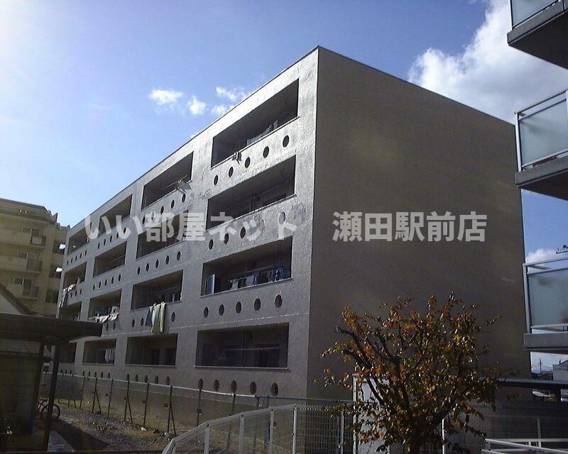 ロイヤルハイツ野洲の外観画像