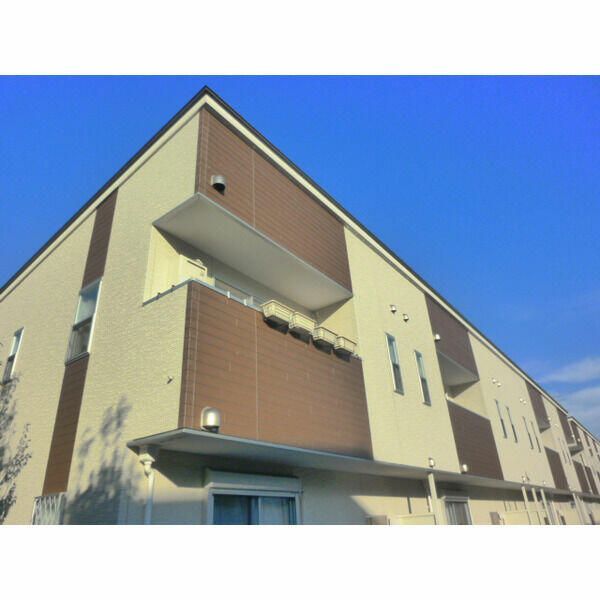 クロバ-ハイツB棟の外観画像