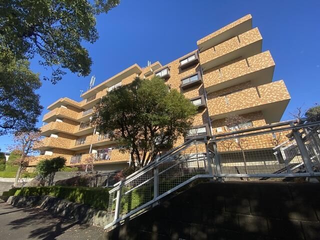 サンライフ荏田の外観画像