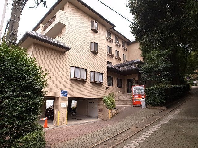 ファミリオン御所の外観画像