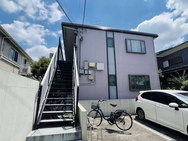 愛隣ハイツの外観画像