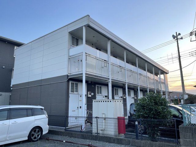 レオパレスB・P246D館の外観画像