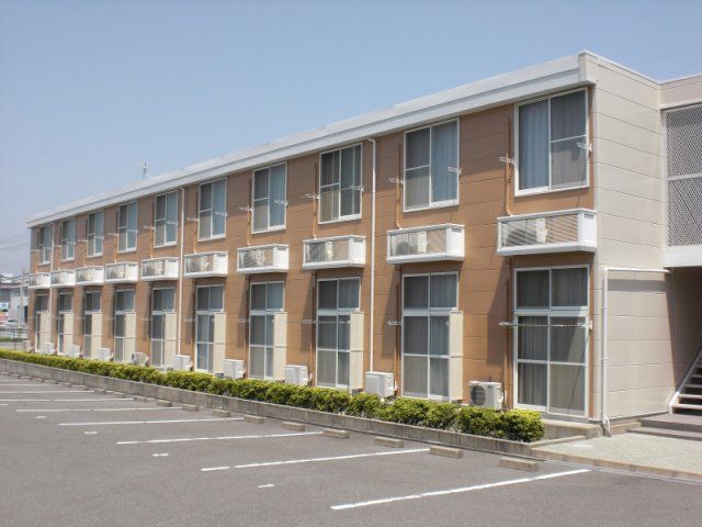 レオパレスメルベーユの外観画像