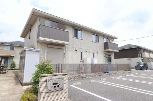 ベル・アジュール D棟の外観画像