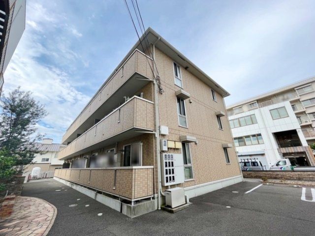 Y.サイレント ヴィラージュの外観画像