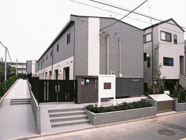 レオパレス芦花公園?の外観画像