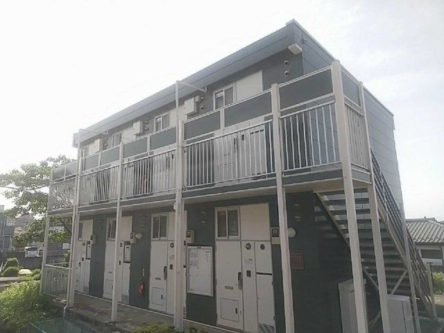 レオパレス屋敷山の外観画像