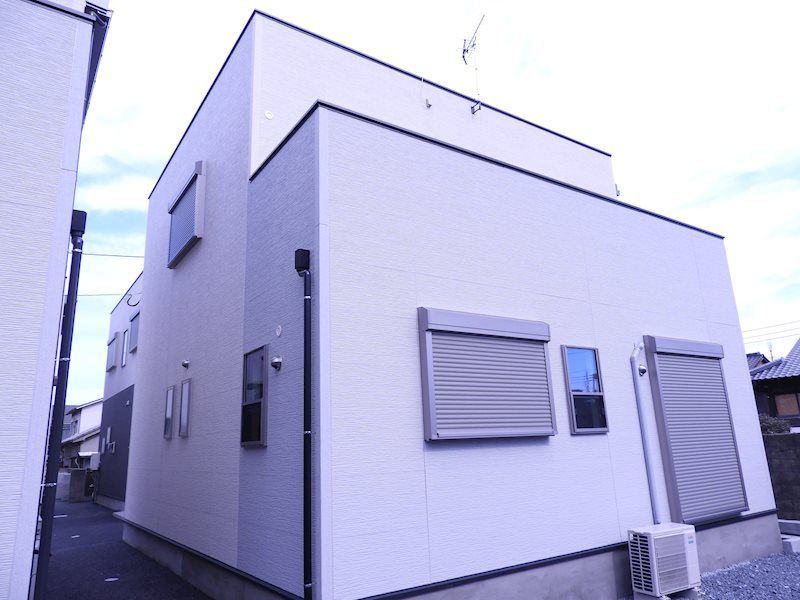 CREWS.LUCIA(クルーズ.ルチア)5号棟の外観画像