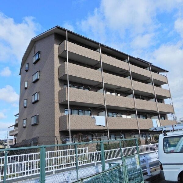 サンガーデンヨコヤマの外観画像