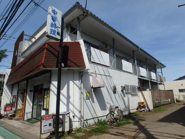 秀栄荘の外観画像