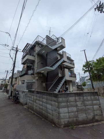 ロイヤル中山手の外観画像