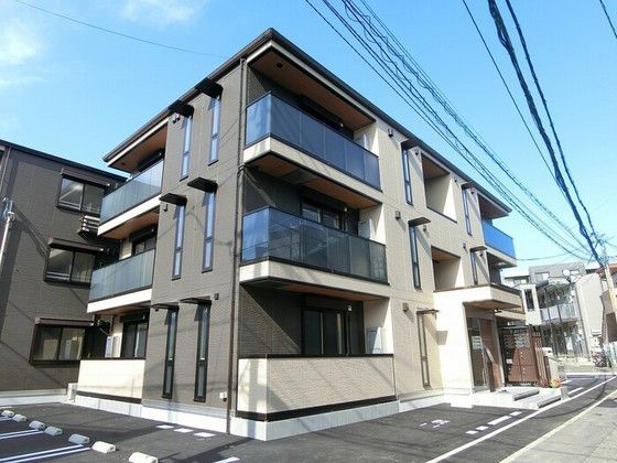 プレミア尾長西 B棟の外観画像