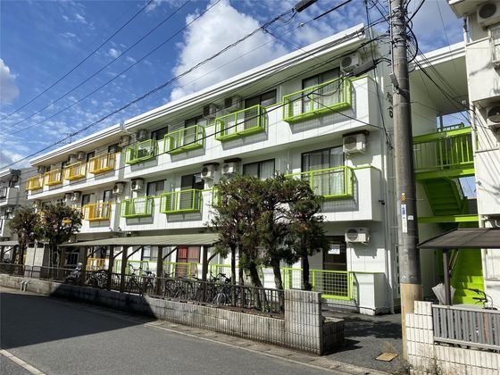 ホワイトメゾン学南6棟の外観画像