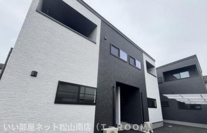 キャトルセゾン道後の外観画像