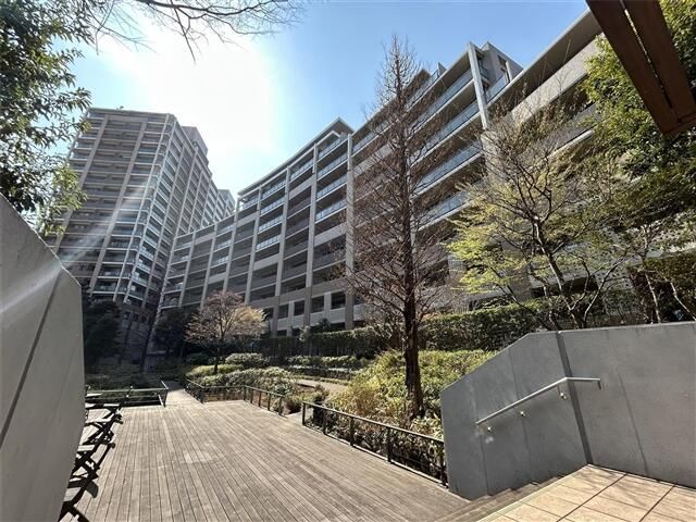 深沢ハウスE棟の外観画像
