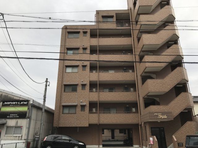 パレス ラグジェの外観画像