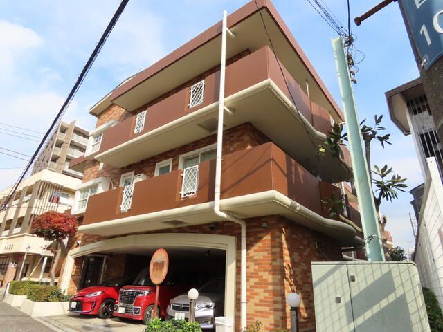 アジュール朝霞の外観画像
