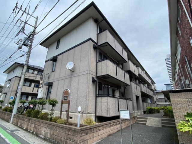 プリムヴェール 弐番館の外観画像